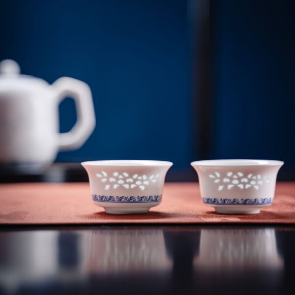 5-场景图 10-Piece Phoenix Facing the Sun Tea Set