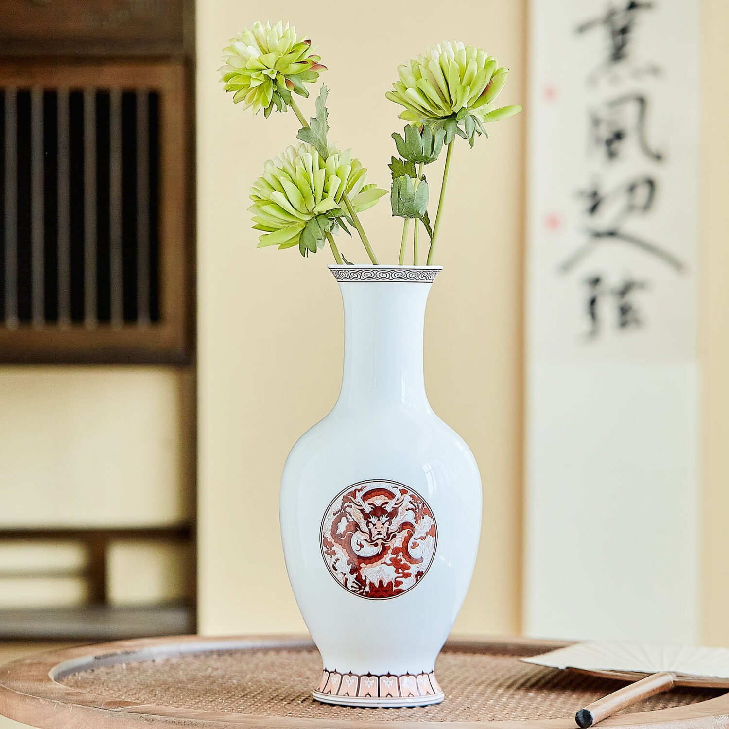 主图1 Iron Red Double Dragon Vase