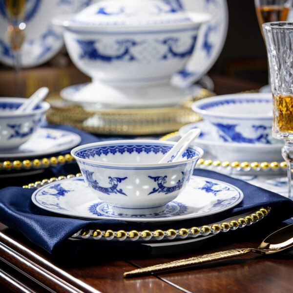 场景图2 Peacock Tableware