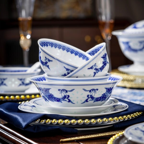 场景图3 Peacock Tableware