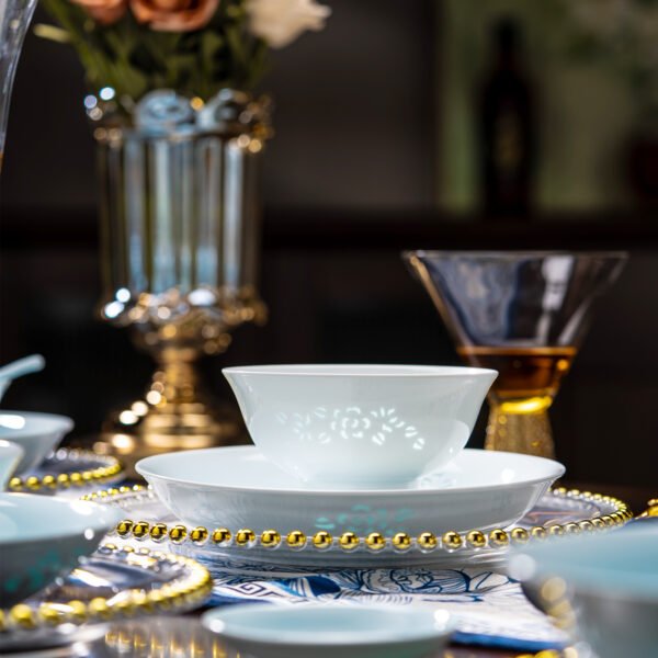 场景图4 Celadon Glaze Jade Peony Tableware