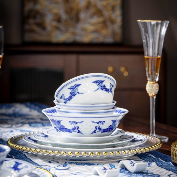 场景图4 Peacock Tableware