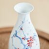 细节图6 Hand-Painted Underglaze Polychrome Mountain Garden Small Plum Vase