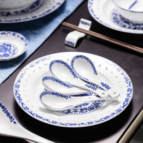 细节图7 Plum and Cherry Blossom Tableware