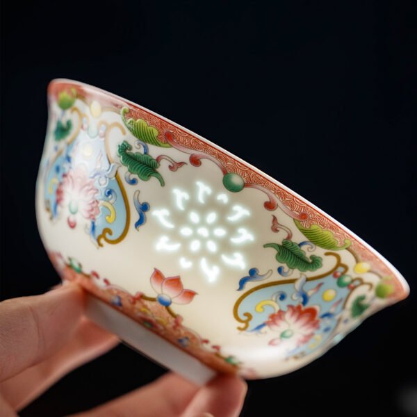 细节图8 Golden Quality Treasure Lotus Tableware