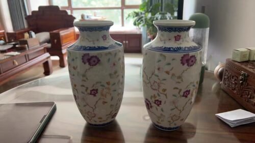 Click to view full screen Bat and Peach Exquisite Vase photo review